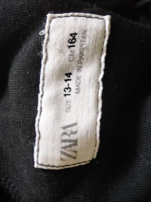 Pantaloni Zara negri cargo / jogger stare foarte buna