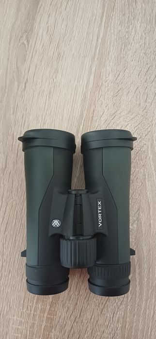 Vând Binoclu Vortex Crossfire HD 10X42