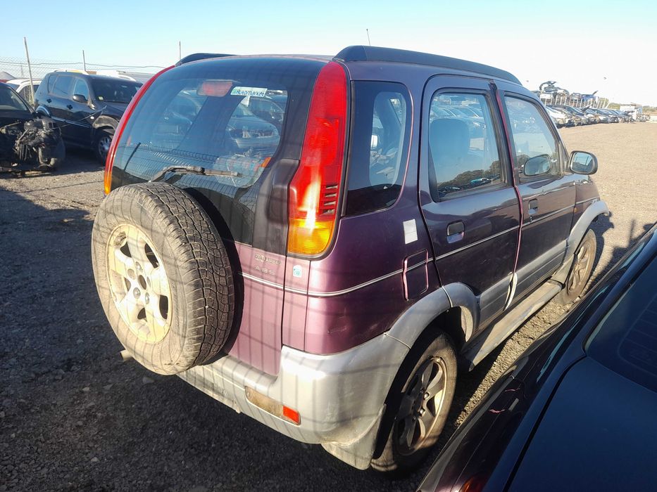 На части! Daihatsu Terios 1.3i 16V 4wd