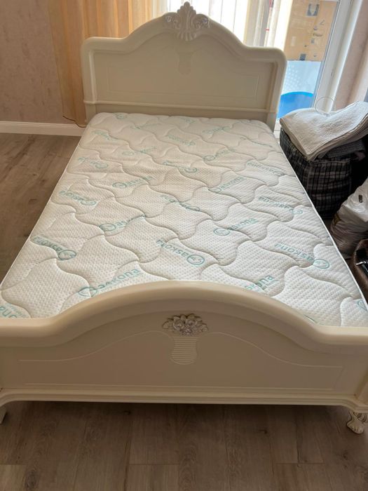 Кровать  + мастрас Аскона 190*120