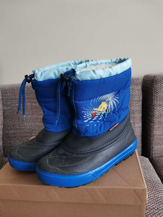 Маратонки Adidas, Nike и апрески 35 и 36