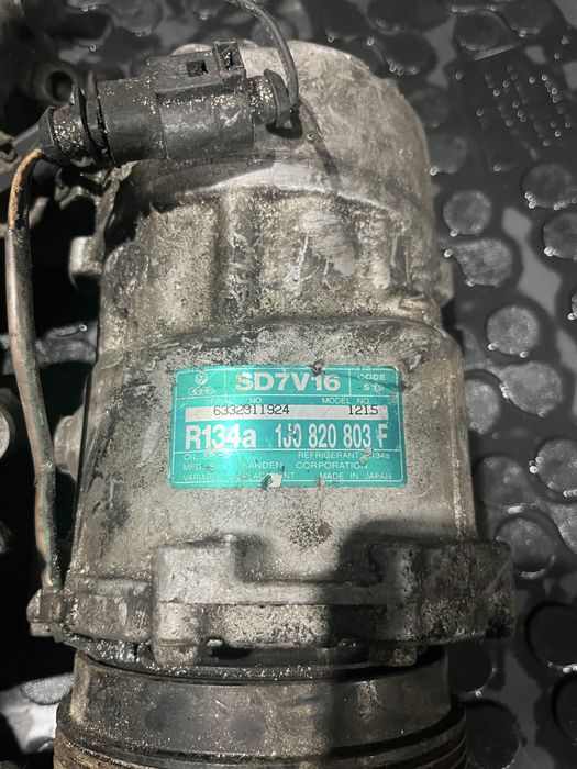 Компресор климатик Фолксваген Ауди Шкода Сеат 2004-2015г.