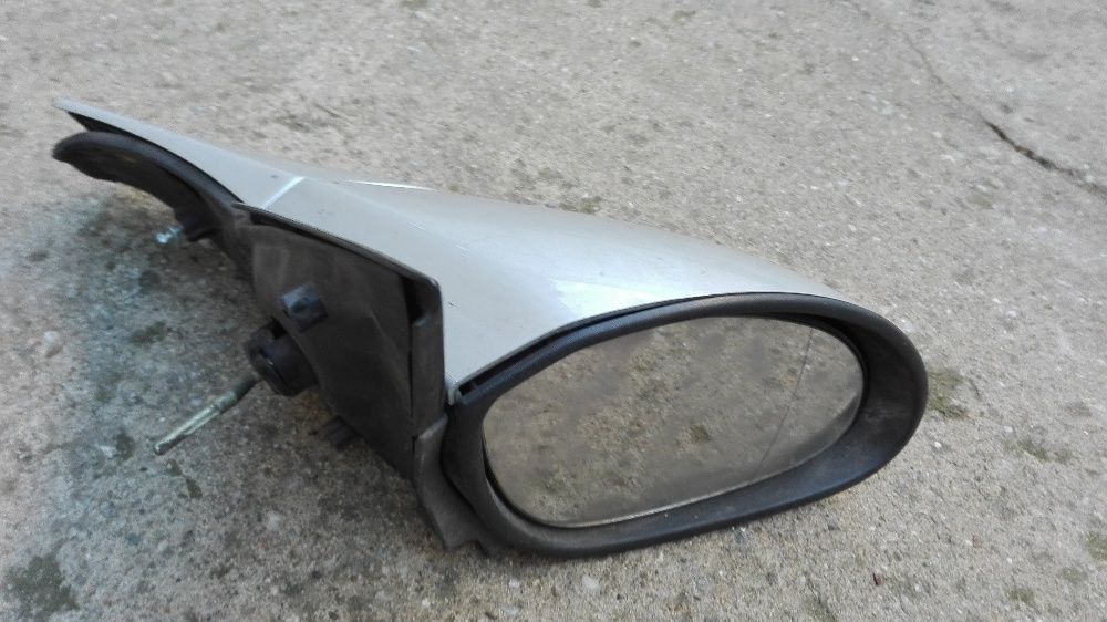 Oglinzi Opel Vectra B 50 lei