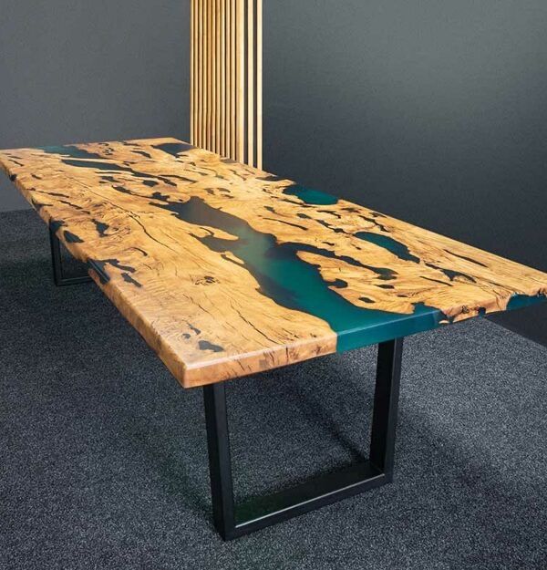 Столы с эпоксидной смолой, карагач