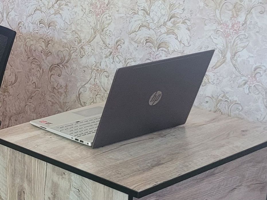 HP pavilion 15.6