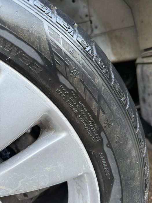 Продам нормальную резину