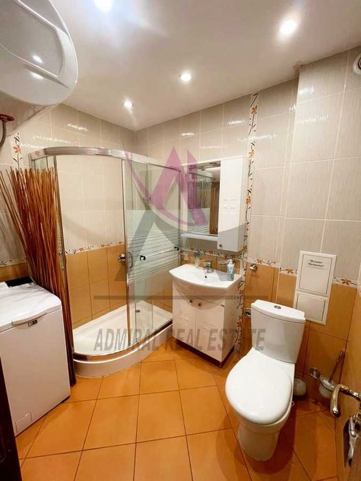 Дава се под наем Тристаен апартамент в Варна, Център - 110 кв.м за 1300 € - Снимка #3