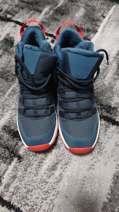 Зимни обувки непромокаеми