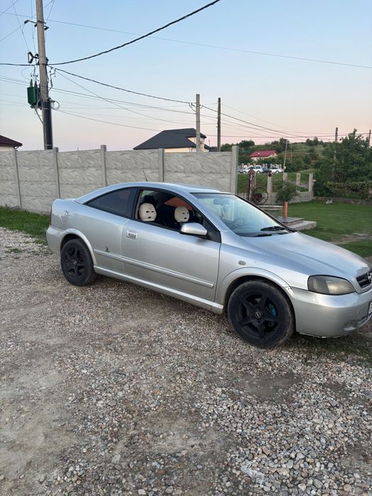 Vând Opel bertone 1.8 benzină