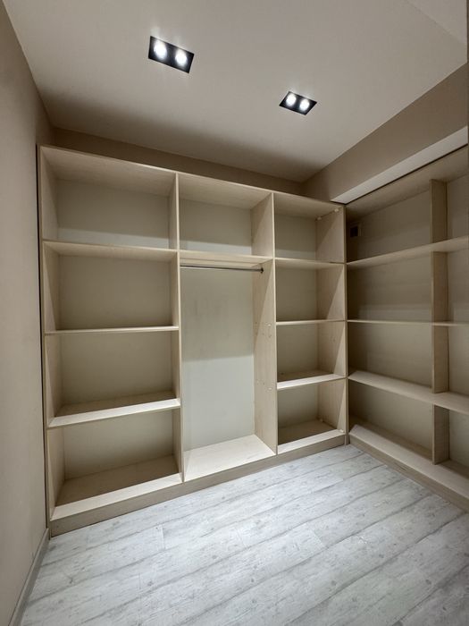 Ц-15 Жангох Абай новостр 4/5/8 Евроремонт обш: 202 кв.м Корзинка, Абай