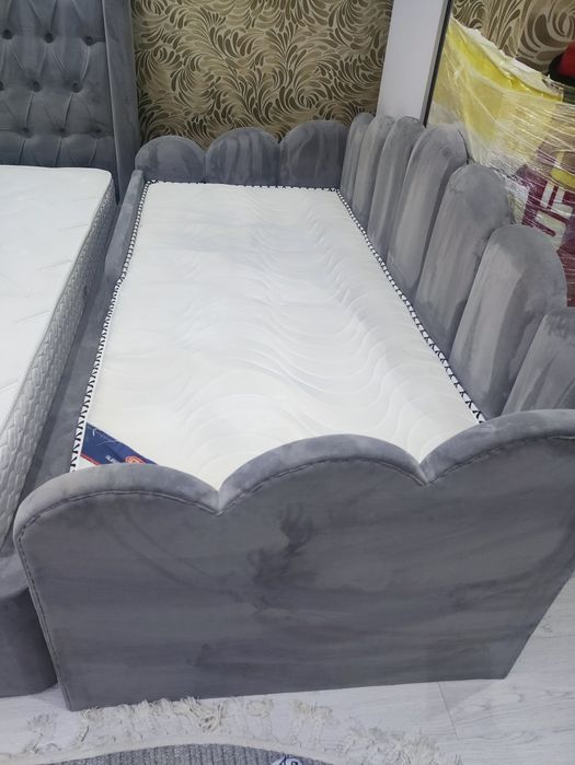Продам кровать новый