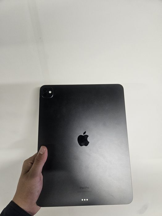 Продам iPad Pro 13 inch M4 
Ёмкость аккумулятора 100%
Цикл перезарядка
