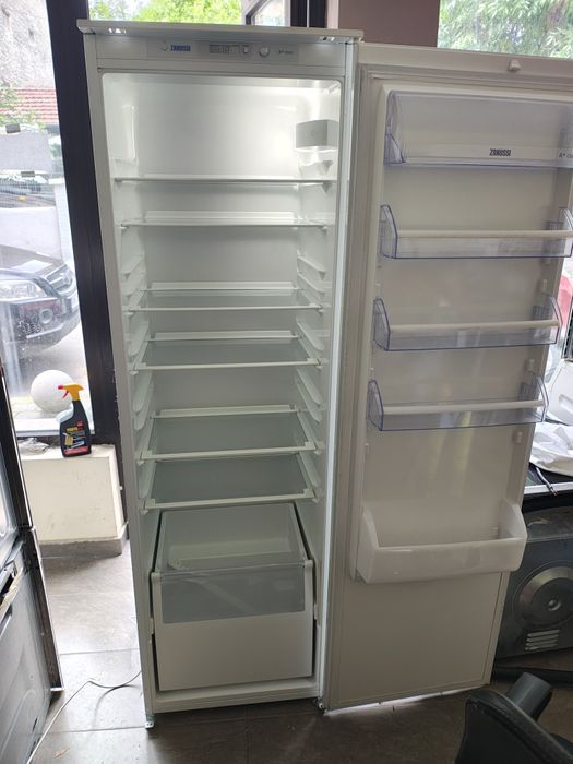 Хладилник за вграждане ZANUSSI  A+++I