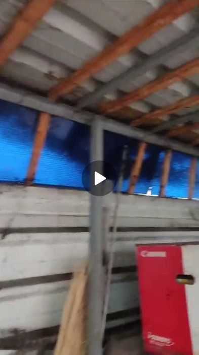 Продам металлический навес д/машины