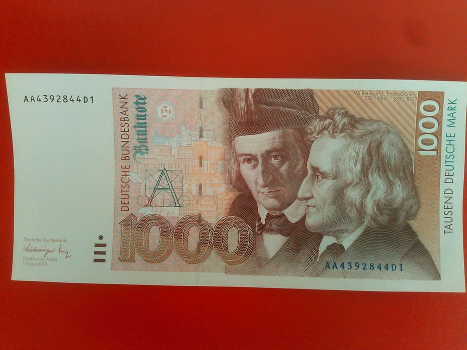 Разпродавам колекция банкноти