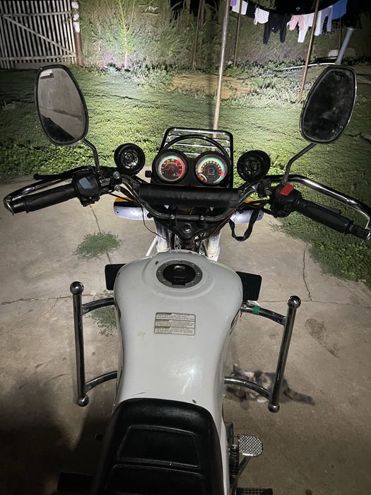 Продам мотоцикл SAQ 200 куб