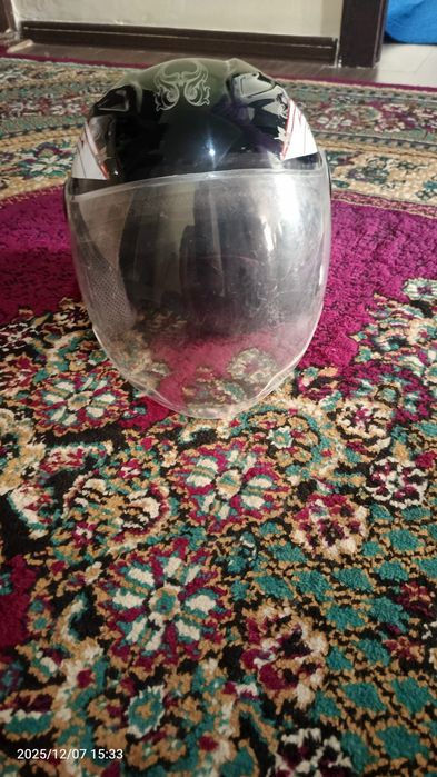 Moto va skuter kaska