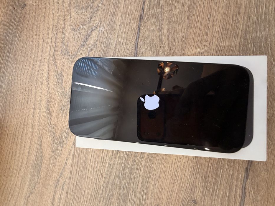 iPhone 16 256 GB BLACK в гаранция