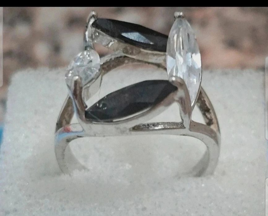 Inel dama nou finuț din argint ștantat 925