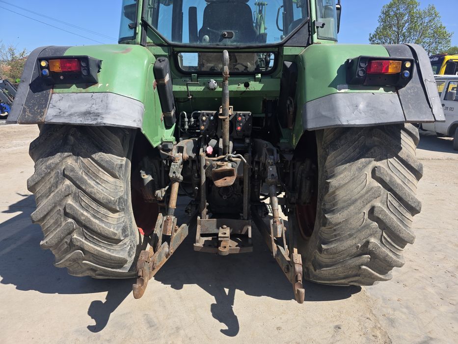 Tractor agrico cu incarcator Frontal Fendt 511 Favorit