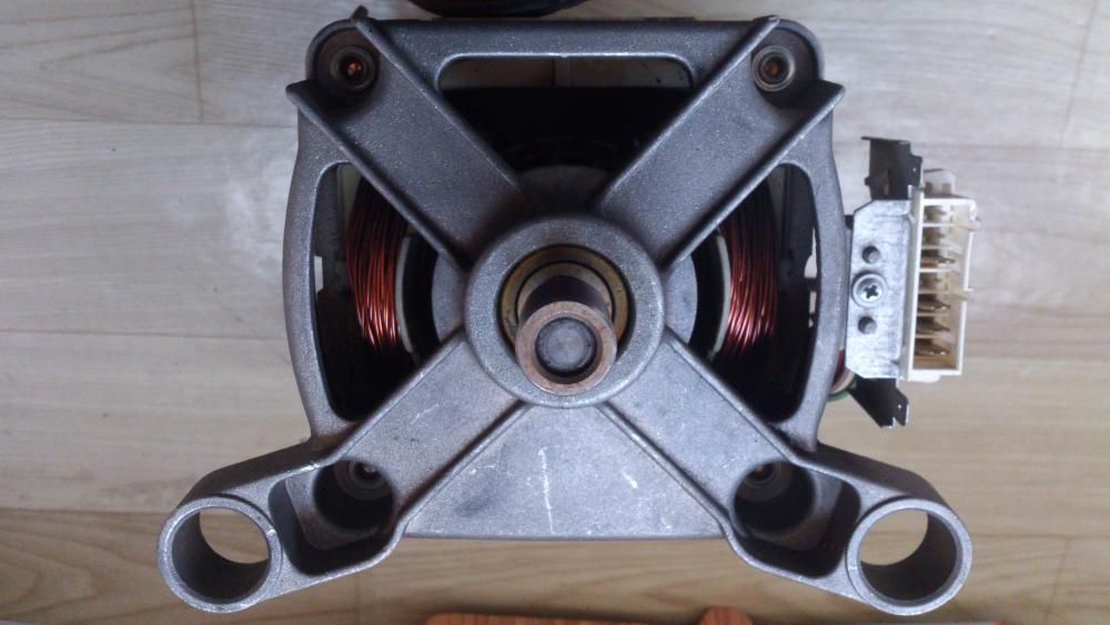 Электродвигатель для стиральной машинки