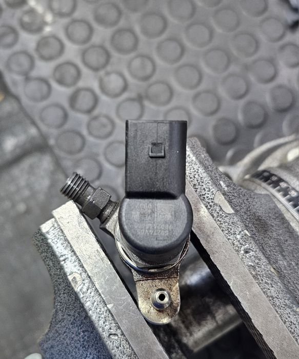 Reparatii Injectoare 9802448680 Volvo 1.6 Hdi euro 5