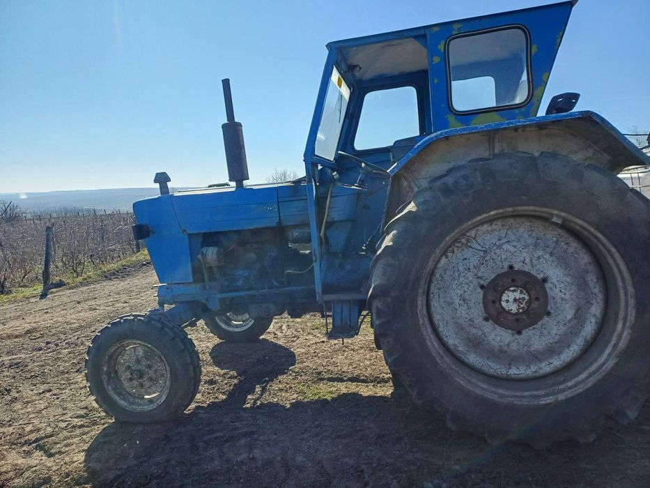 Tractor FORD 4000