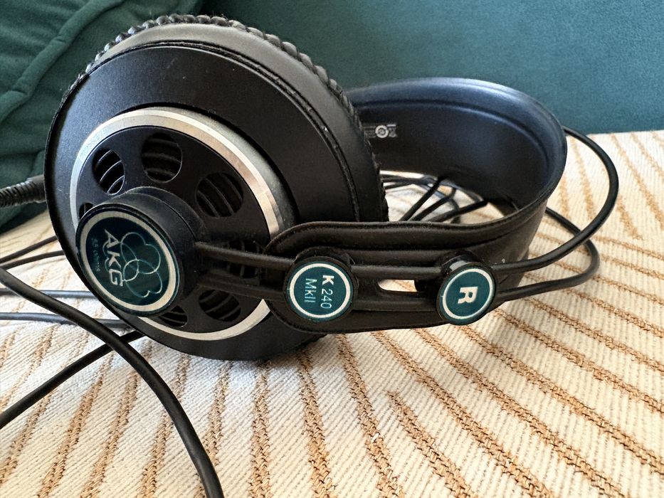 Студийные наушники AKG K240 MKII, оригинал