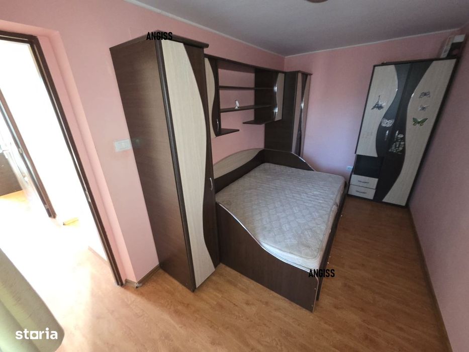 Apartament 3 camere STRADA SPITALULUI