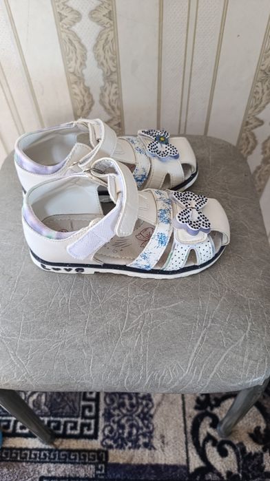 Сандали детские для девочки