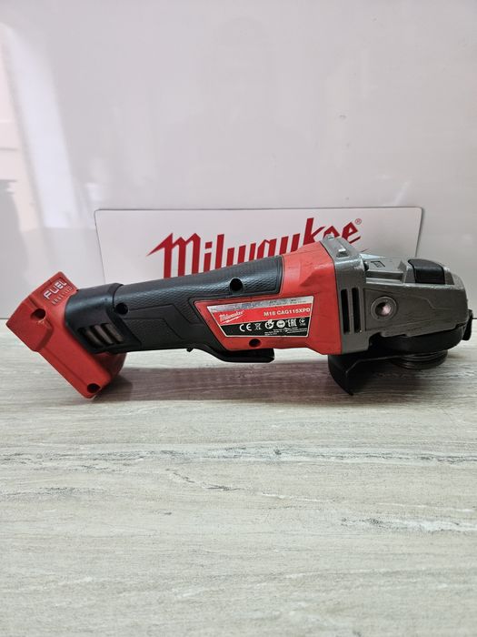Milwaukee Ъглошлайф M18CAG115XPD 18V.