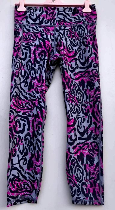 Under Armour оригинален дамски клин нов  Л размер