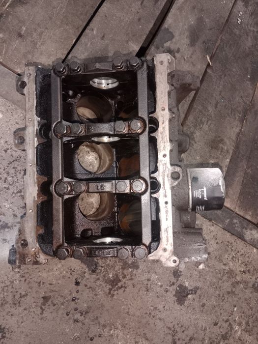 Блок 6А12 V образный Митсубиси Галант