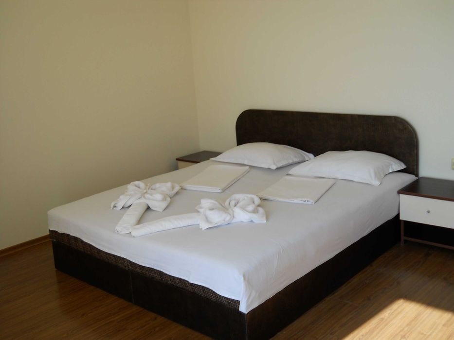 Тристаен апартамент 131 кв.м. Свети Влас под наем