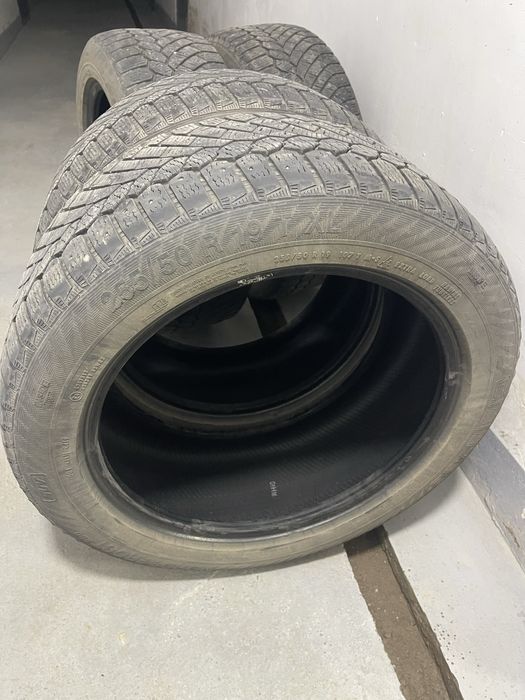 Продам шины 255/50,R 19