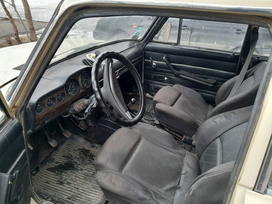 продав жигули 2106