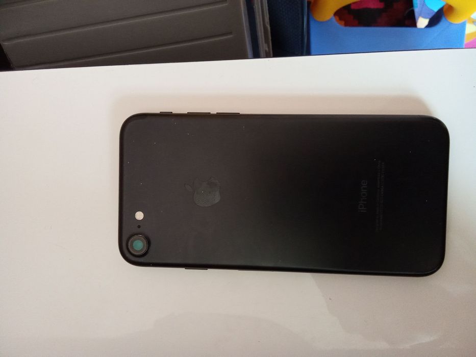 Iphone 7 sotiladi
