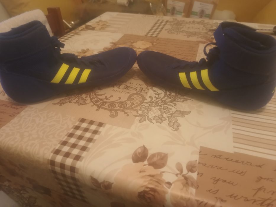 Борцовки  четири чифта