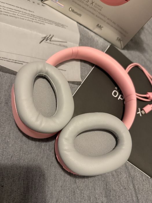 Casti Razer Opus X Pink