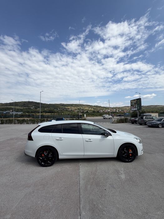 VOLVO V60 2011 — imagine 5