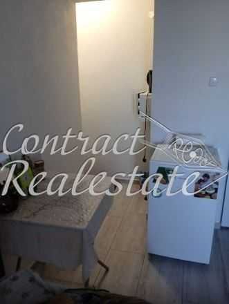 Дава се под наем Едностаен апартамент в Варна, Спортна зала - 18 кв.м за 249.9 € - Снимка #2