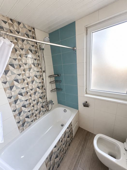 Дава се под наем Тристаен апартамент в София, Дианабад - 115 кв.м за 800 € - Снимка #9