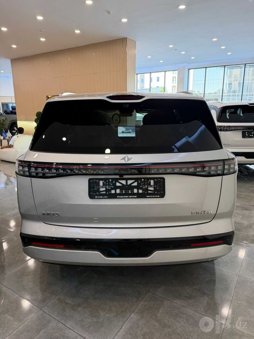 Dong Feng 008 Ultra Restayling Hybrid 2026