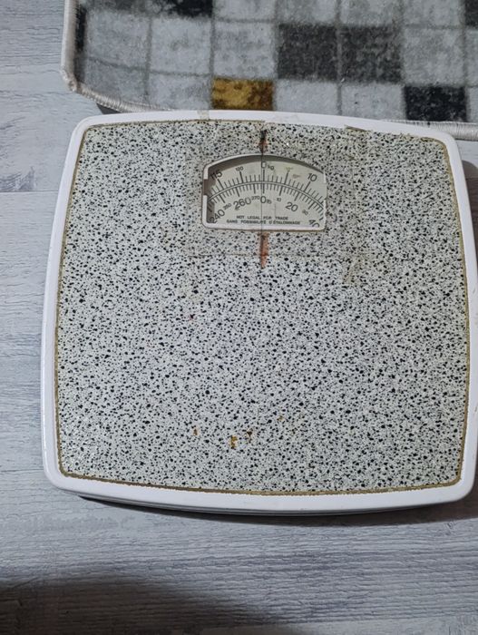Напольные механические весы