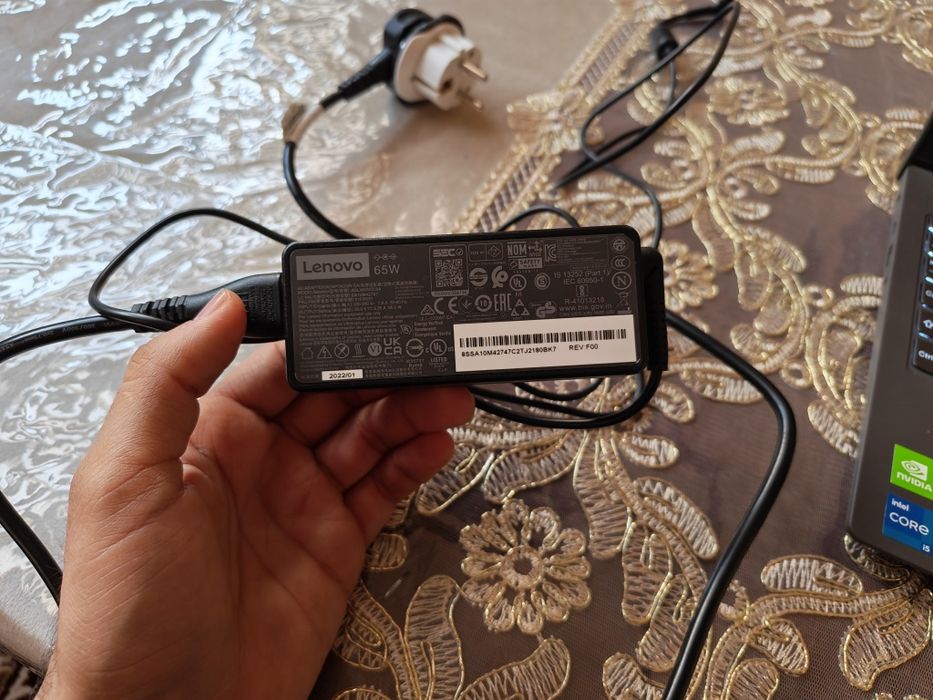 LENOVA ideapad 5
core i5 1135G7
Intel IRISx graphics: qushimchasiga vi