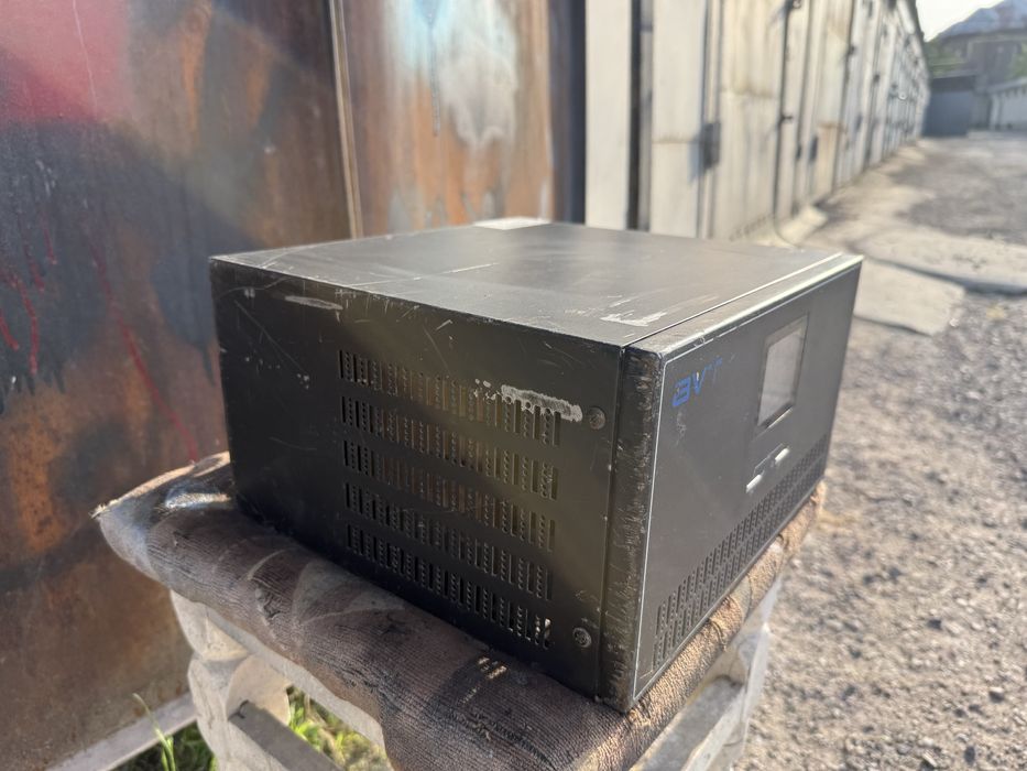 * AVT INVT 1600 инвертер напряжения 24в - 220в б/у в хорошем состоянии