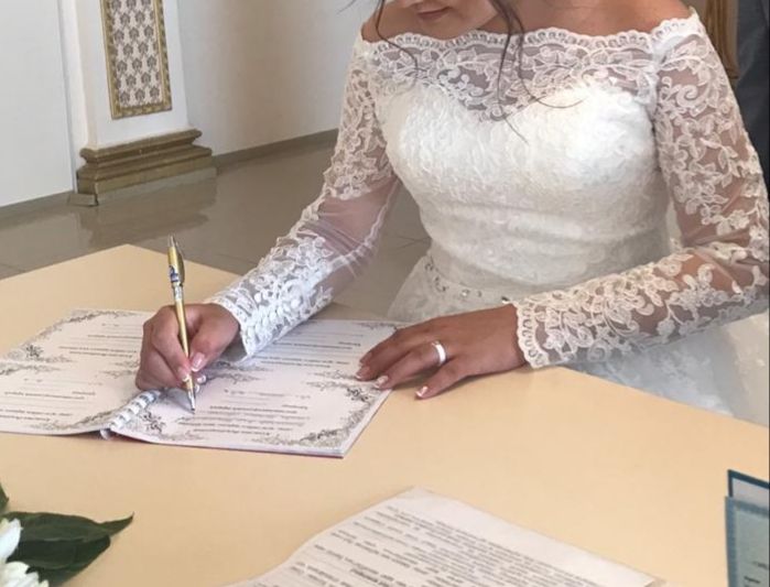 Срочно продам шикарное свадебное платье