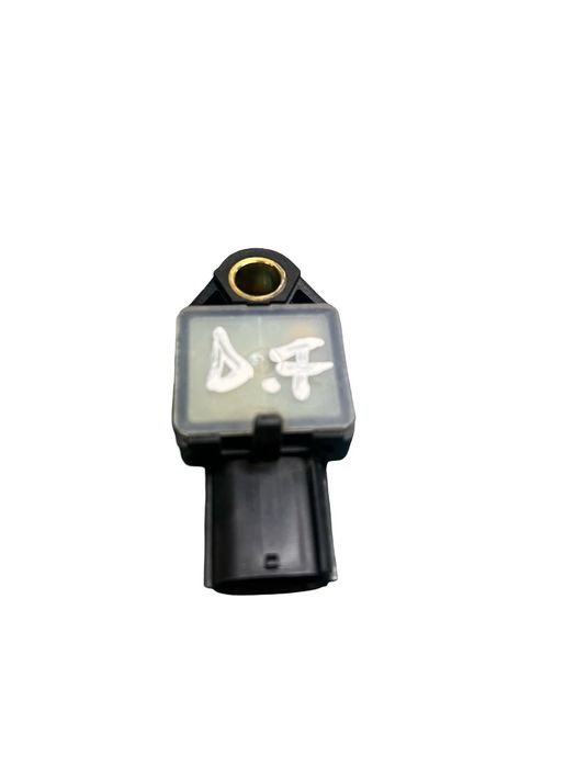 Senzor De Impact Airbag Dreapta Fata Dodge Nitro 2006 - 2012 P04896065