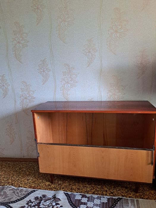 SSSR Vintage Sekretar Komod 1970-yil