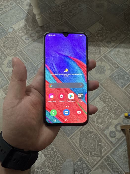 Samsung A40 64Гб в идеале